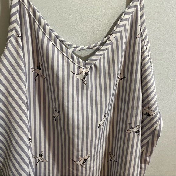 Torrid Grey & White Striped Crane Cami Women’s 2X Lightweight Flowy Tank Summer - Picture 3 of 7